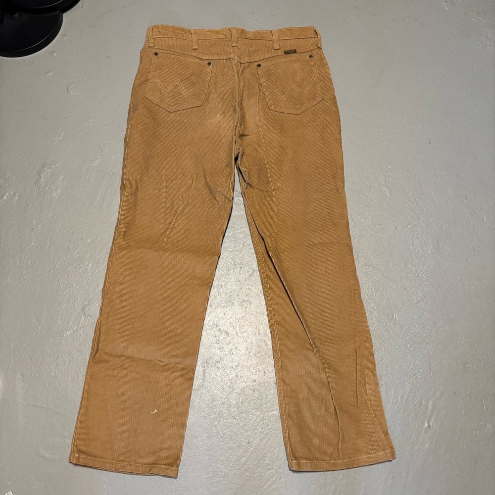 Vintage corduroy tan wrangler pants size 36 great condition
